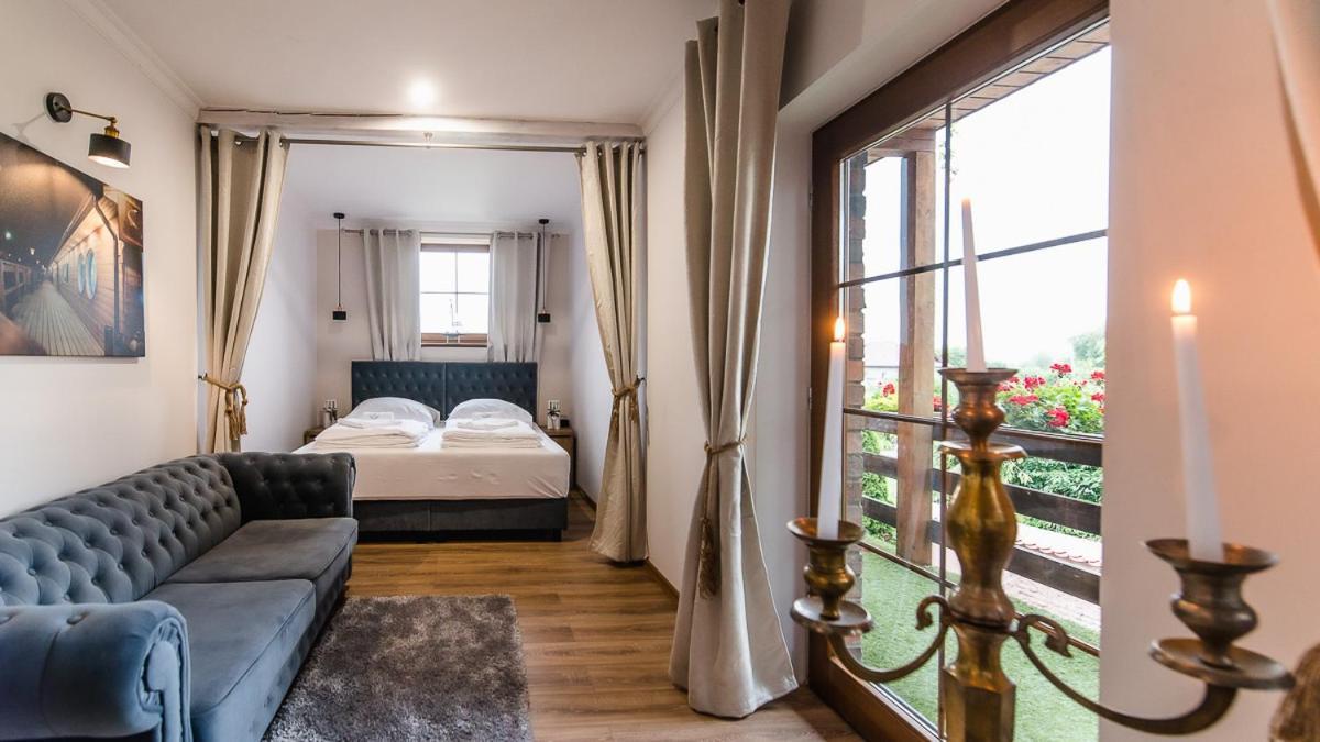 Apartamenty Kapitanskie โอวาวา ภายนอก รูปภาพ