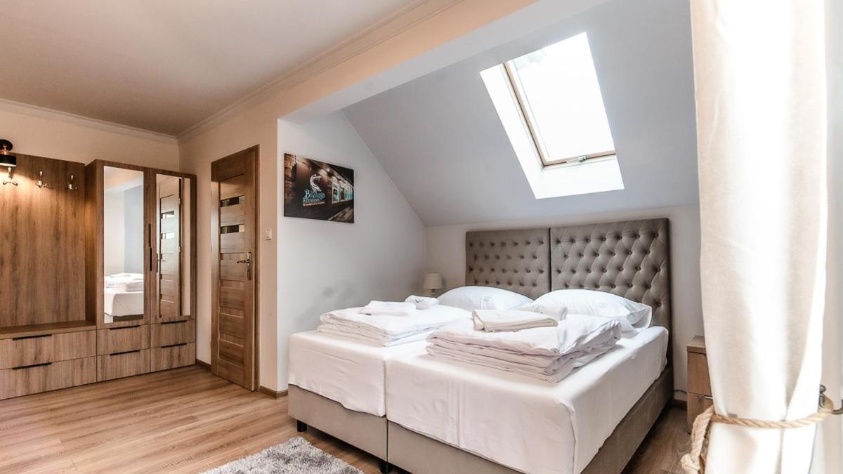 Apartamenty Kapitanskie โอวาวา ภายนอก รูปภาพ